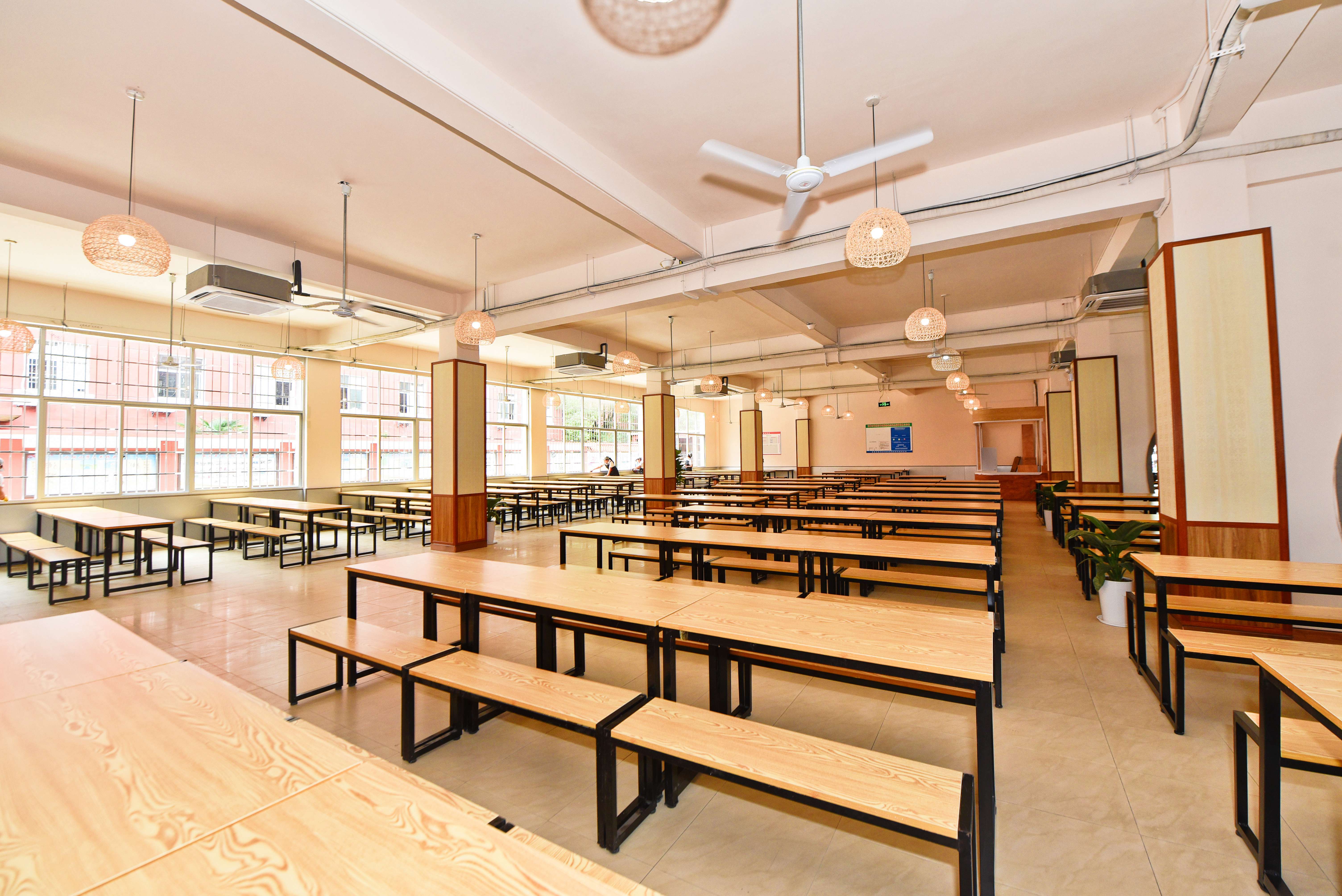 宜春学院高颜值餐厅今日亮相 师生纷纷点赞