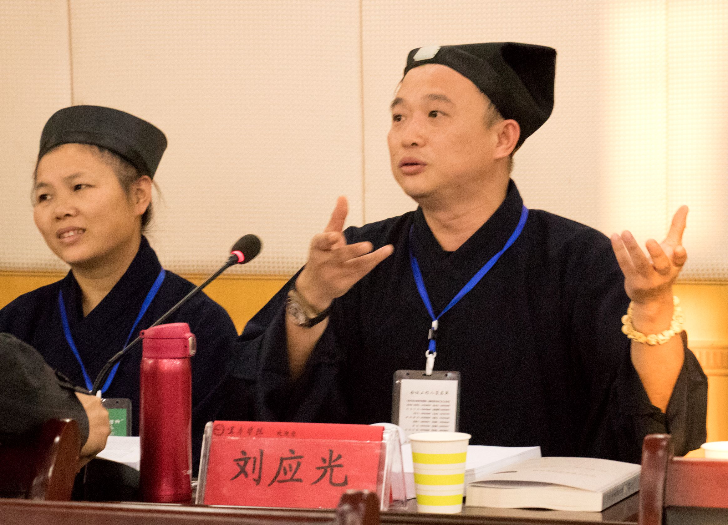 浙江大学孔令宏教授,安徽大学汤夺先教授,上海社会科学院石丽助理