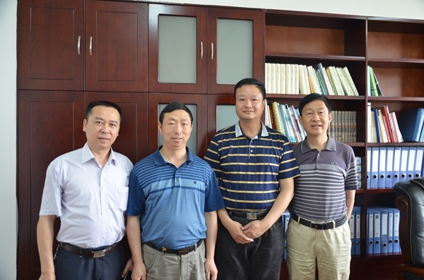 徐光明应邀来校讲学