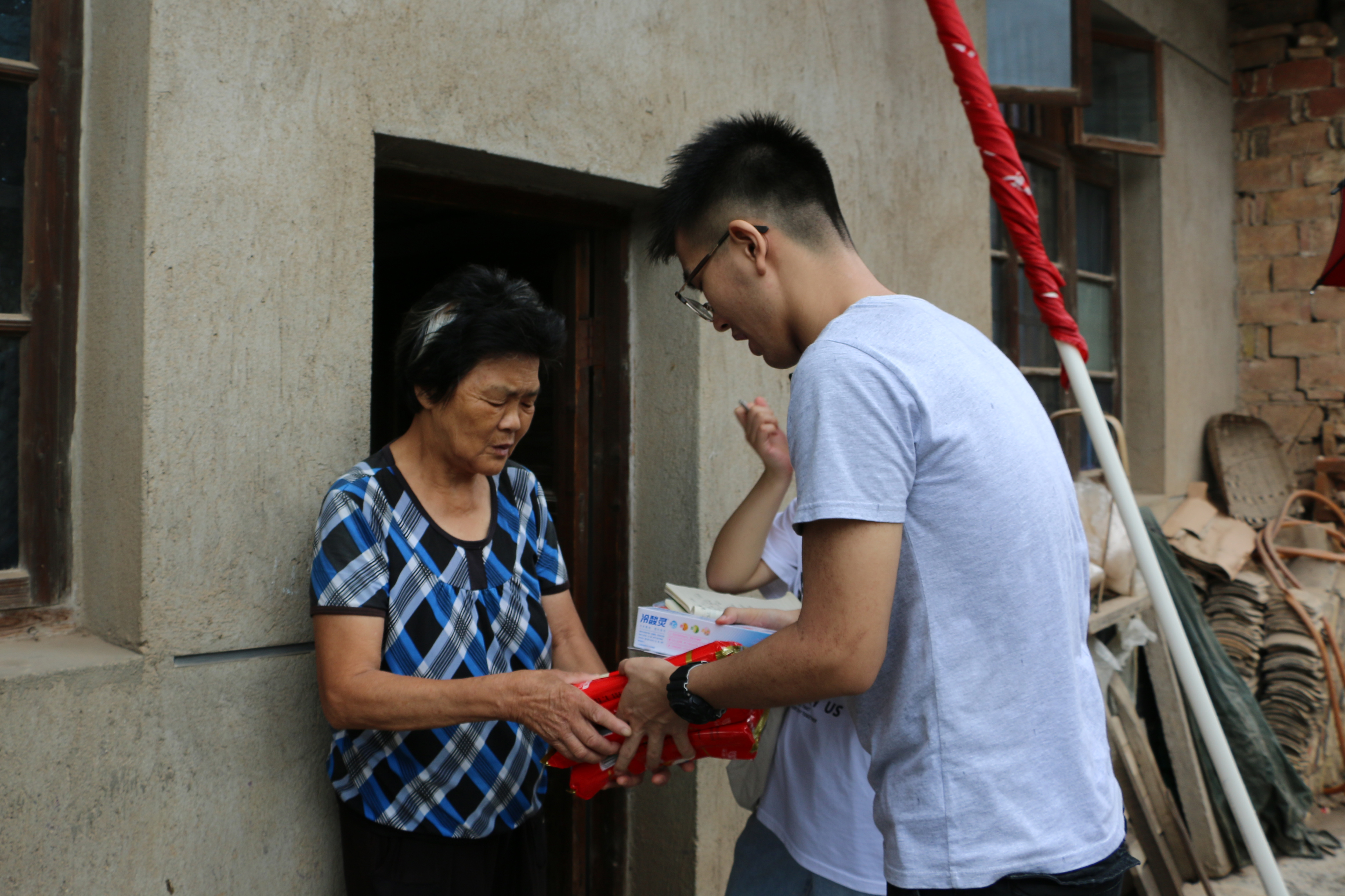 【2019三下乡】化生,数计学院"三下乡"社会实践活动小组走访贫困户