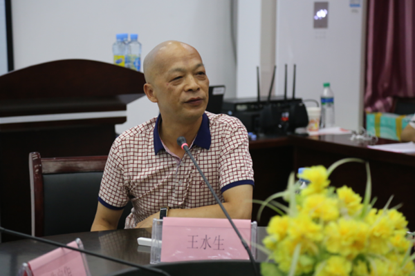 我校85级政教系校友王水生主讲政法学院第四十三期校友讲坛