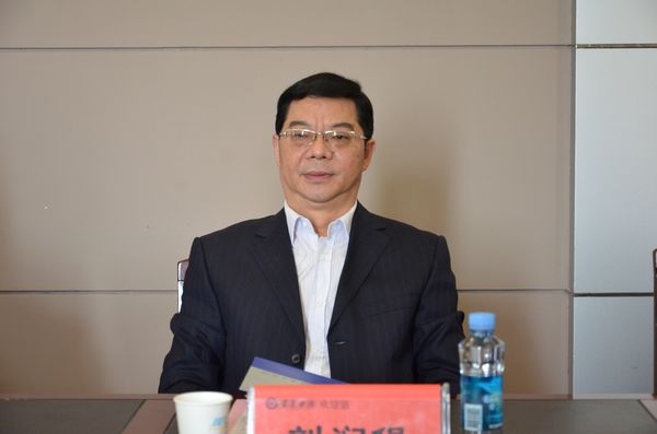 教育厅副巡视员刘润保出席