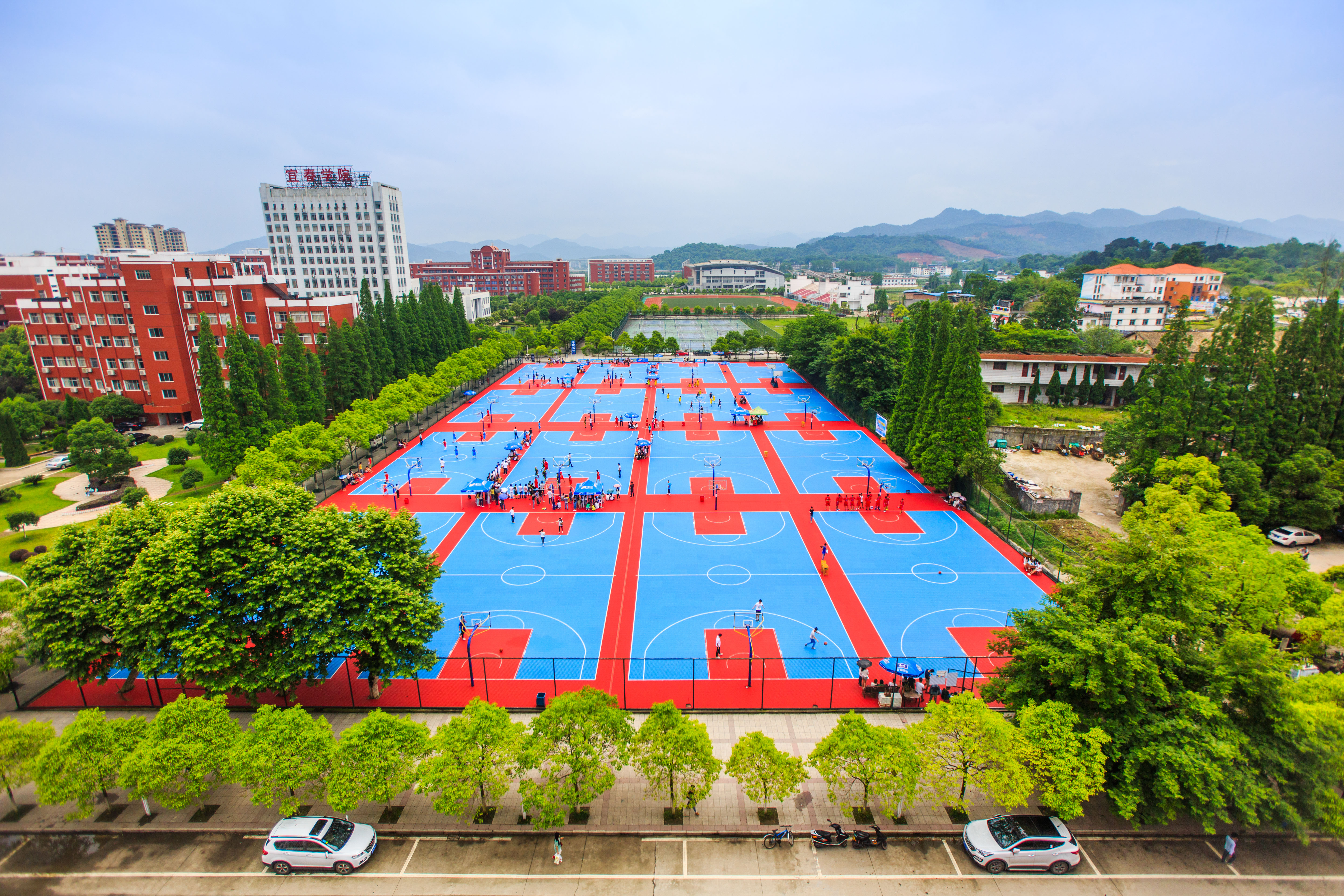 宜春学院北校区大门于今日暂别 助力宜春大道建设